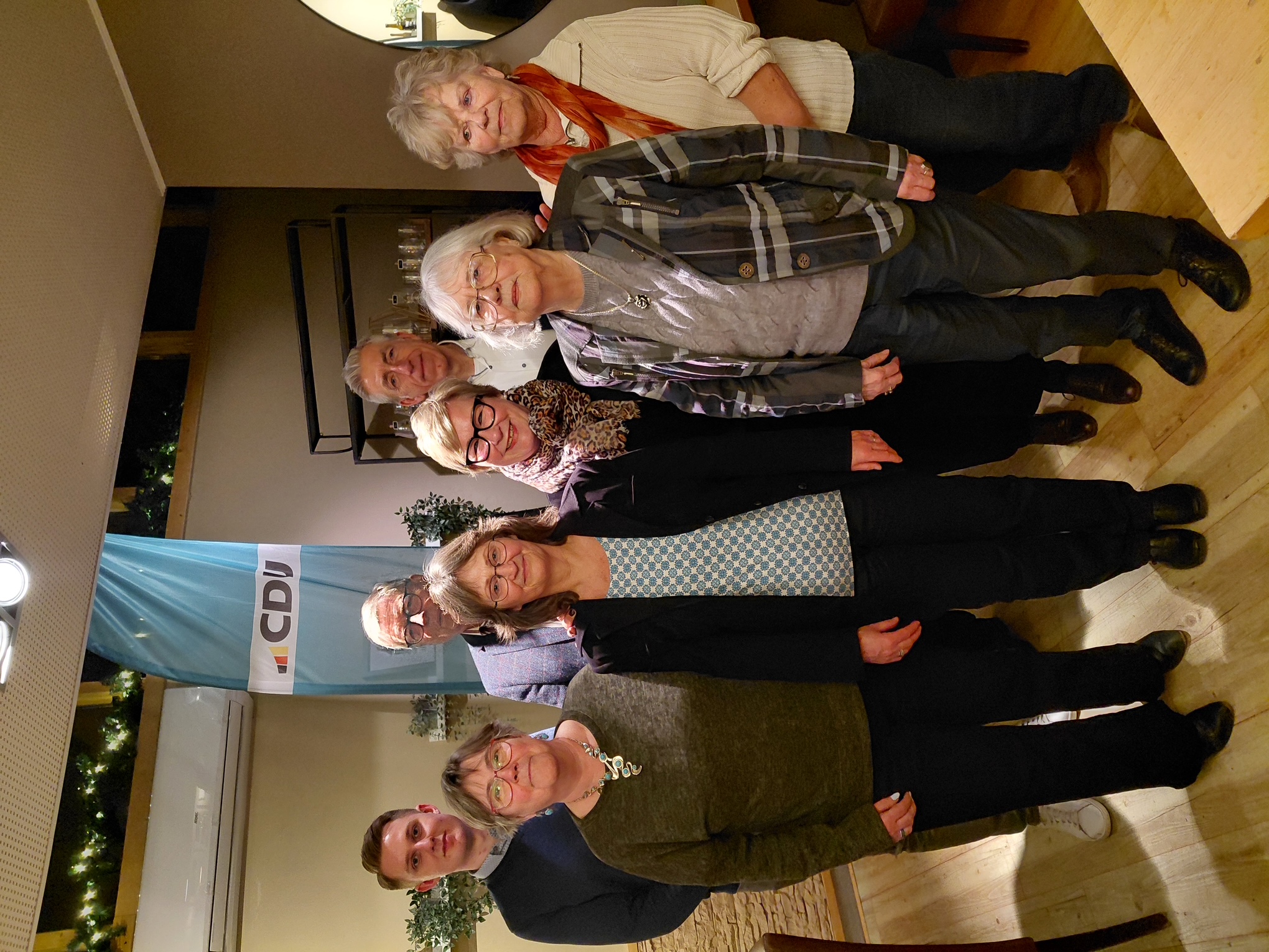 D�wel, Magiera, Meyer, M�ller, Nittritz, Rachfahl, Peter
es fehlen . Lohse, Missal, Clasen